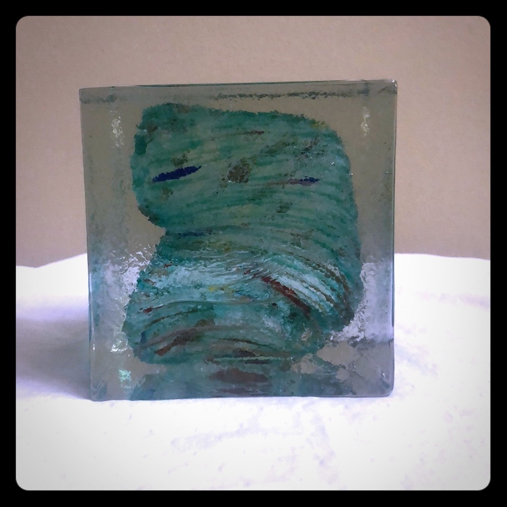 Decorative glass cube